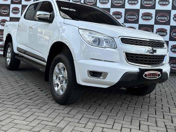 CHEVROLET S10 2.5 LTZ 4X4 CD 16V FLEX 4P MANUAL CHEVROLET S10 2.5 LTZ 4X4 CD 16V FLEX 4P MANUAL